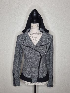 Lululemon Bust A Move Double Zippered Hooded Jacket